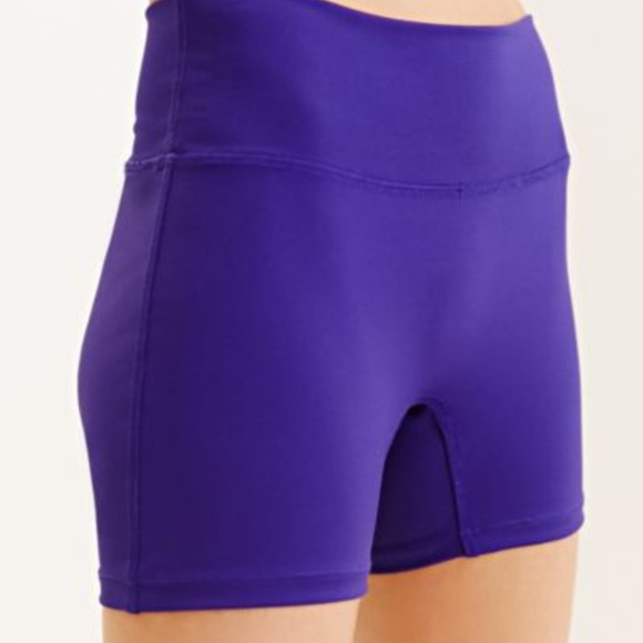 SOLD! SOLD! PRISMSPORT X UO Shorty Short Sold Out NWT BIKE - Picture 8 of 8